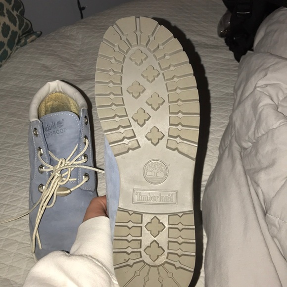 Baby Blue Waterproof Timberlands - Woman’s 81/2-9 - Picture 4 of 4